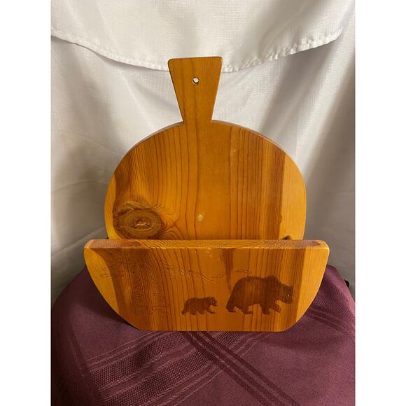 Toadily Handmade Wood 8.5 inch Paper Plate Holder carved Bear and Cub signed EUC - Picture 2 of 16